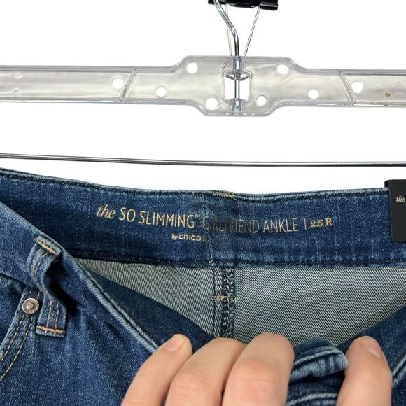 Chicos So Slimming Girlfriend Slim Leg Ankle Jeans chicos 2.5 embroidered jeans - Picture 4 of 16